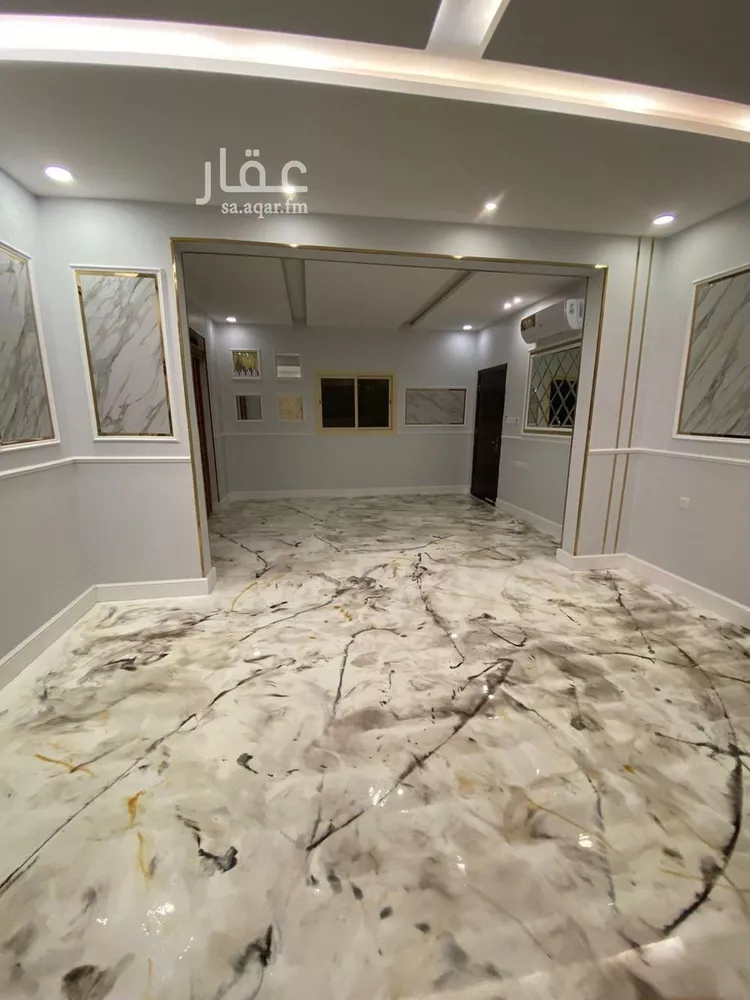 فيلا للبيع في شارع احمد بن عبدالرحمن القرطبي, حي العاقول, مدينة المدينه المنوره, منطقة المدينة المنورة