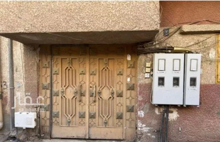 عمارة للبيع في شارع عبدالرحمن ابن يزيد النخعي, حي الأصيفرين, مدينة المدينة المنورة, منطقة المدينة المنورة صورة 3