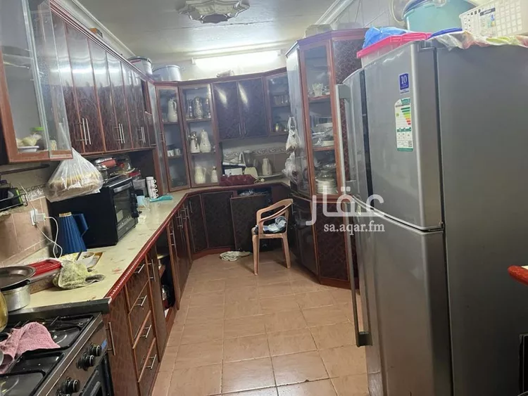 عمارة للبيع في شارع ابراهيم بن جعفر, حي عروة, مدينة المدينة المنورة, منطقة المدينة المنورة صورة 2