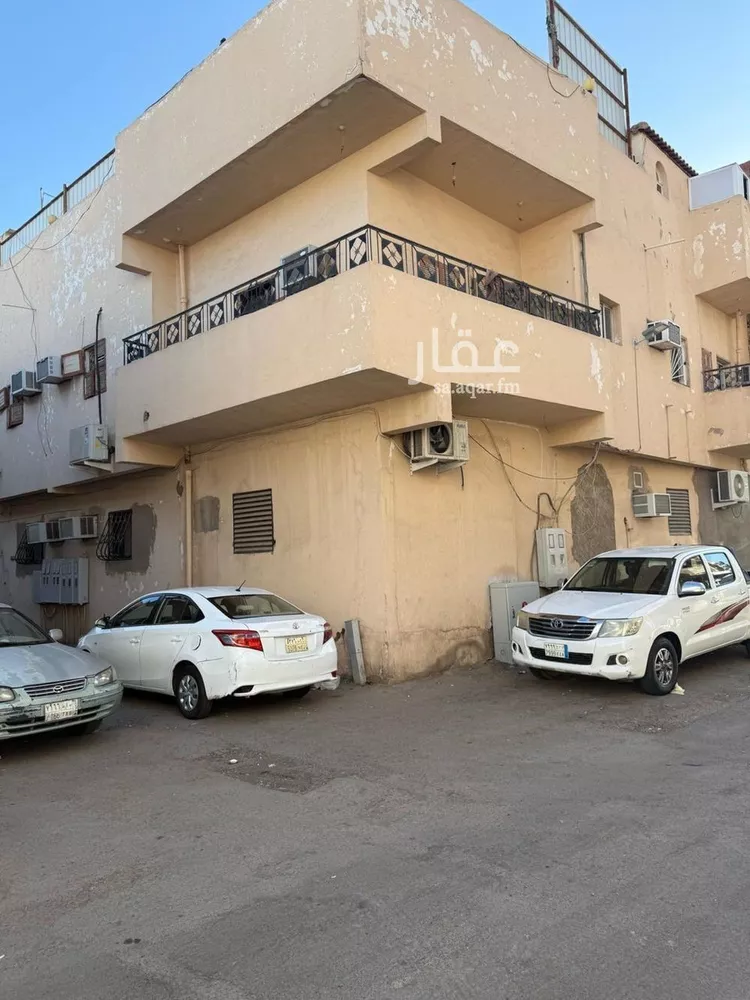 عمارة للبيع في شارع ابن النياح, حي البركة, مدينة المدينة المنورة, منطقة المدينة المنورة 1 صورة