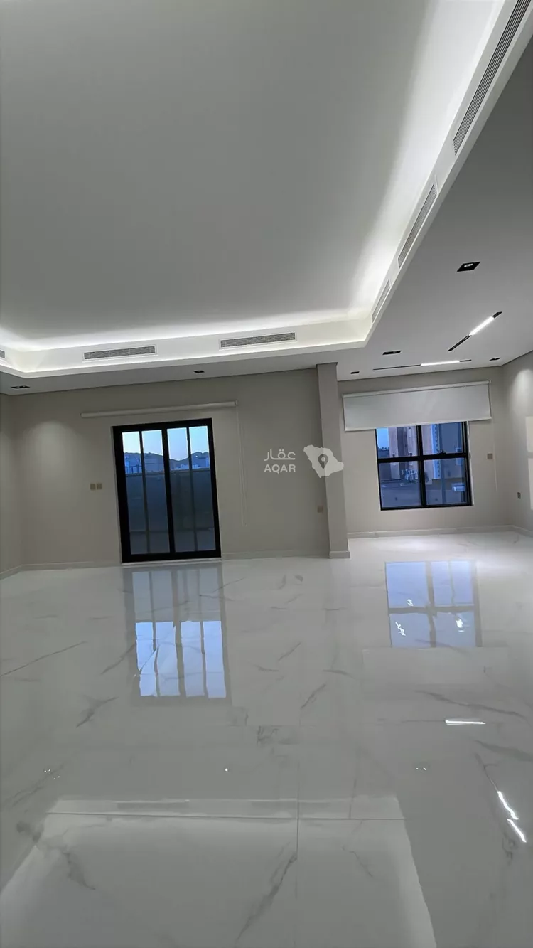 عمارة للبيع في شارع حذافه ابن نصر, حي الملك فهد, مدينة المدينة المنورة, منطقة المدينة المنورة 8