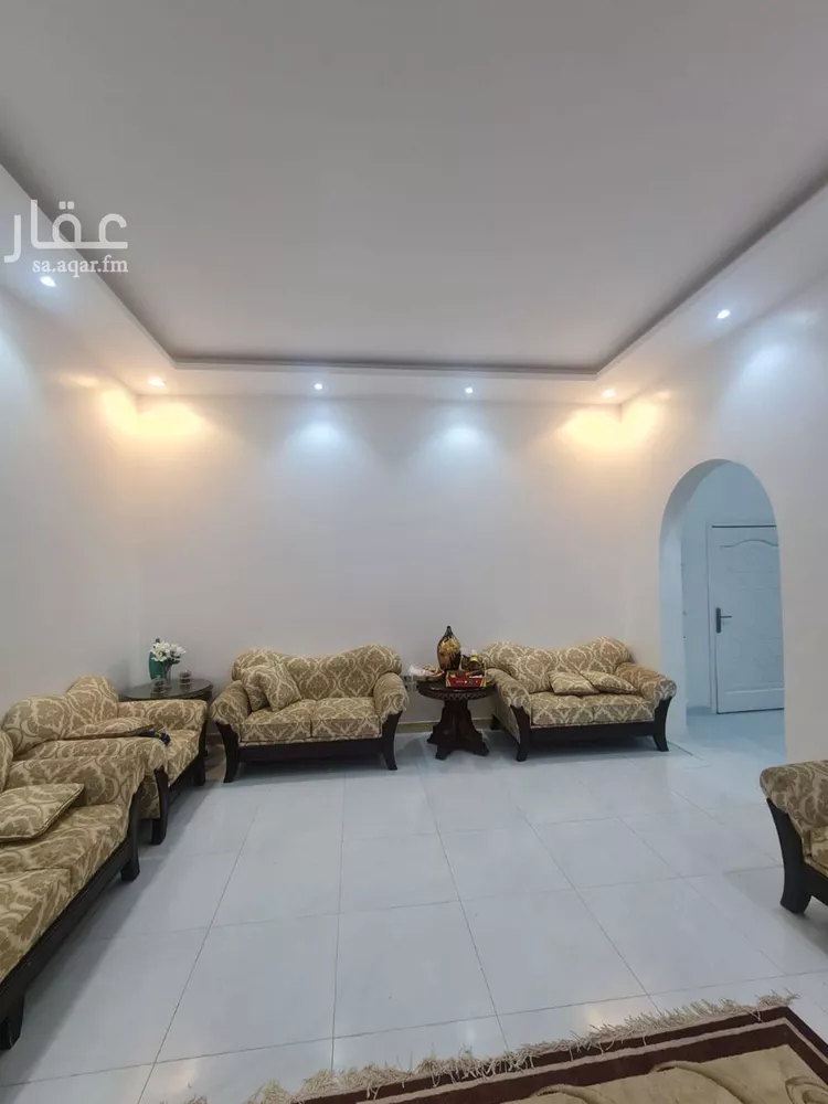 عمارة للبيع في شارع محمد بن عماره الانصاري, حي رهط, مدينة المدينه المنوره, منطقة المدينة المنورة صورة 3