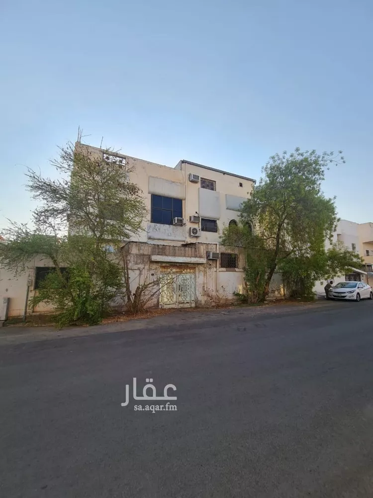 عمارة للبيع في شارع محمد بن عوف, حي شظاة, مدينة المدينة المنورة, منطقة المدينة المنورة صورة 3