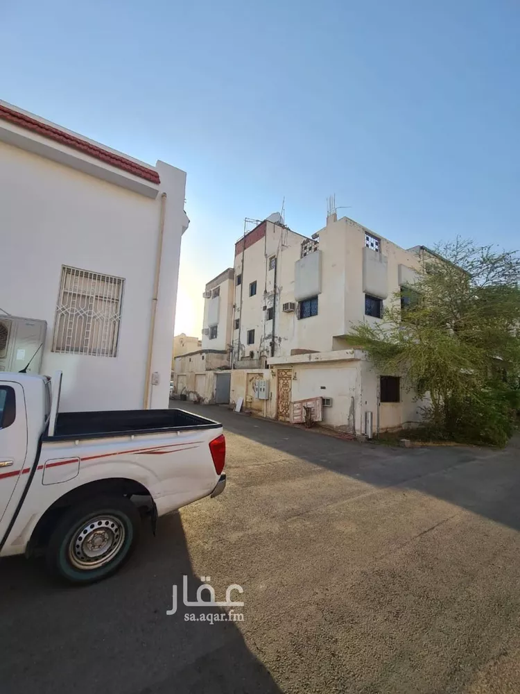 عمارة للبيع في شارع محمد بن عوف, حي شظاة, مدينة المدينة المنورة, منطقة المدينة المنورة
