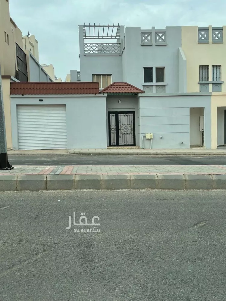 فيلا للبيع في شارع الحسن الحلواني, حي بنى بياضة, مدينة المدينه المنوره, منطقة المدينة المنورة