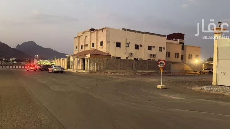 أرض للبيع في شارع عمر بن ثابت, حي الملك فهد, مدينة المدينه المنوره, منطقة المدينة المنورة صورة 5
