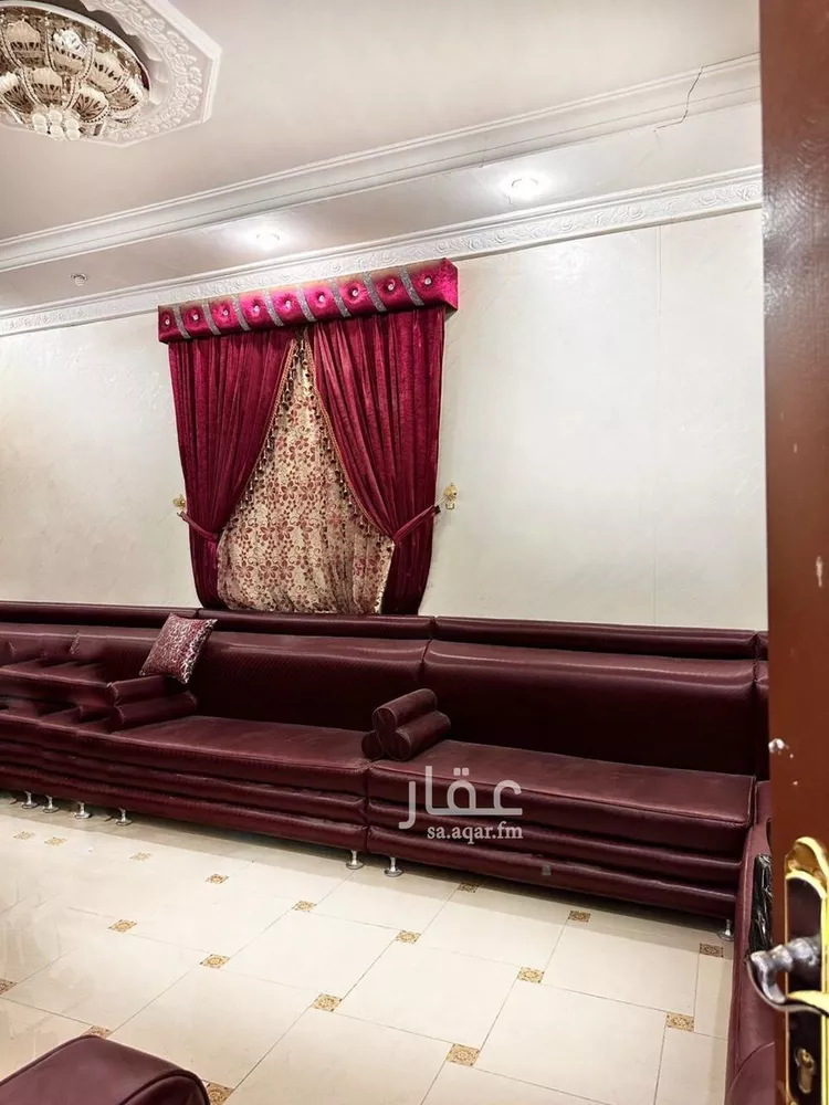 عمارة للبيع في حي أبوكبير, مدينة المدينة المنورة, منطقة المدينة المنورة صورة 4