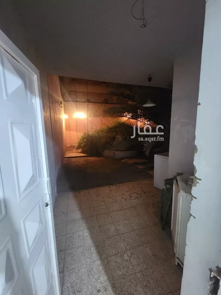فيلا للبيع في شارع عبدالواحد ابن عبدالرحمن ابن هلال, حي الجابرة, مدينة المدينة المنورة, منطقة المدينة المنورة صورة 3