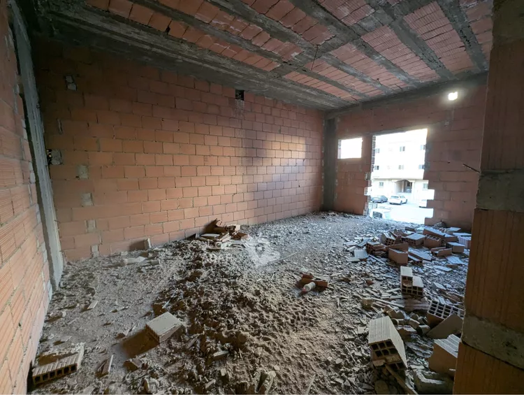 عمارة للبيع في شارع الامير محمد ابن عبدالعزيز, حي بنى حارثة, مدينة المدينة المنورة, منطقة المدينة المنورة صورة 3