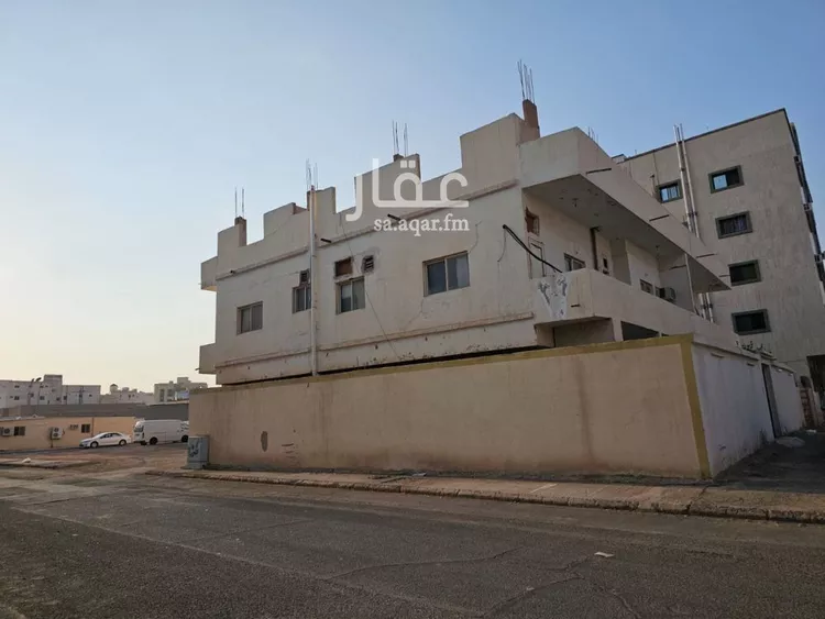 عمارة للبيع في شارع طلق ابن علي الحنفي, حي بنى حارثة, مدينة المدينه المنوره, منطقة المدينة المنورة