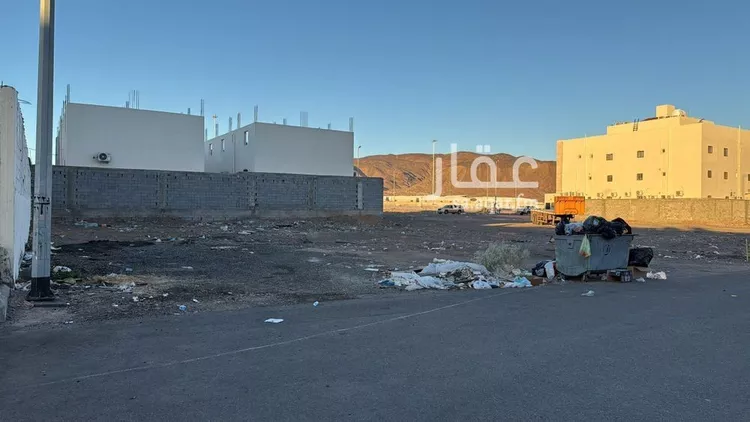 أرض للبيع في شارع سوار بن مصعب, حي العزيزية, مدينة المدينة المنورة, منطقة المدينة المنورة صورة 4