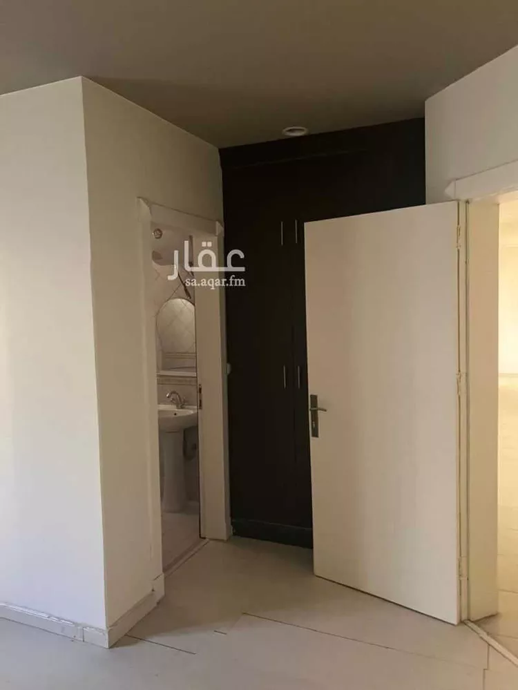 فيلا للبيع في شارع الهجرة, حي الياسمين, مدينة الرياض, منطقة الرياض 30