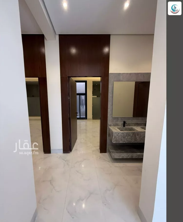 دور للبيع في شارع احمد بن عفيف, حي الجنادرية, مدينة الرياض, منطقة الرياض صورة 2