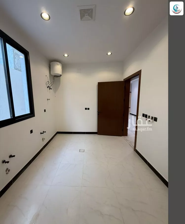 دور للبيع في شارع رقم 194, حي الجنادرية, مدينة الرياض, منطقة الرياض صورة 2