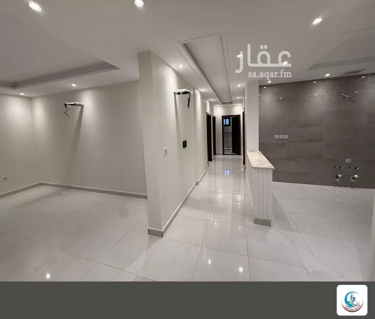 فيلا للبيع في شارع إبراهيم بن حسين, حي الرمال, مدينة الرياض, منطقة الرياض 12