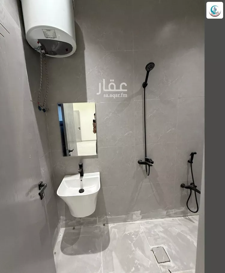 دور للبيع في شارع شافع بن ضرب, حي بدر, مدينة الرياض, منطقة الرياض صورة 4