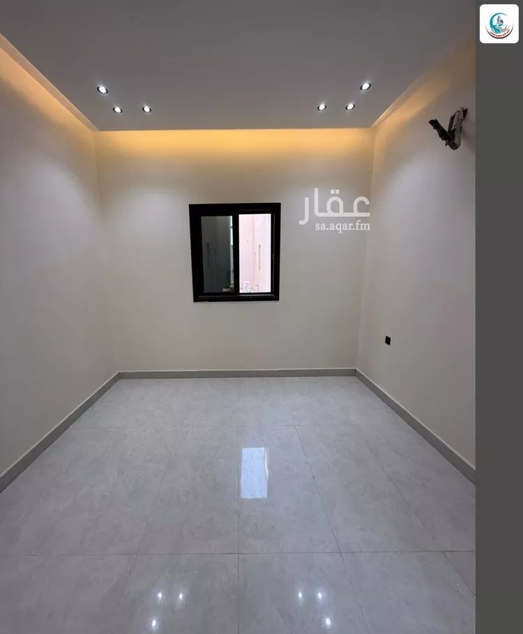 فيلا للبيع في شارع إبراهيم بن حسين, حي الرمال, مدينة الرياض, منطقة الرياض 8