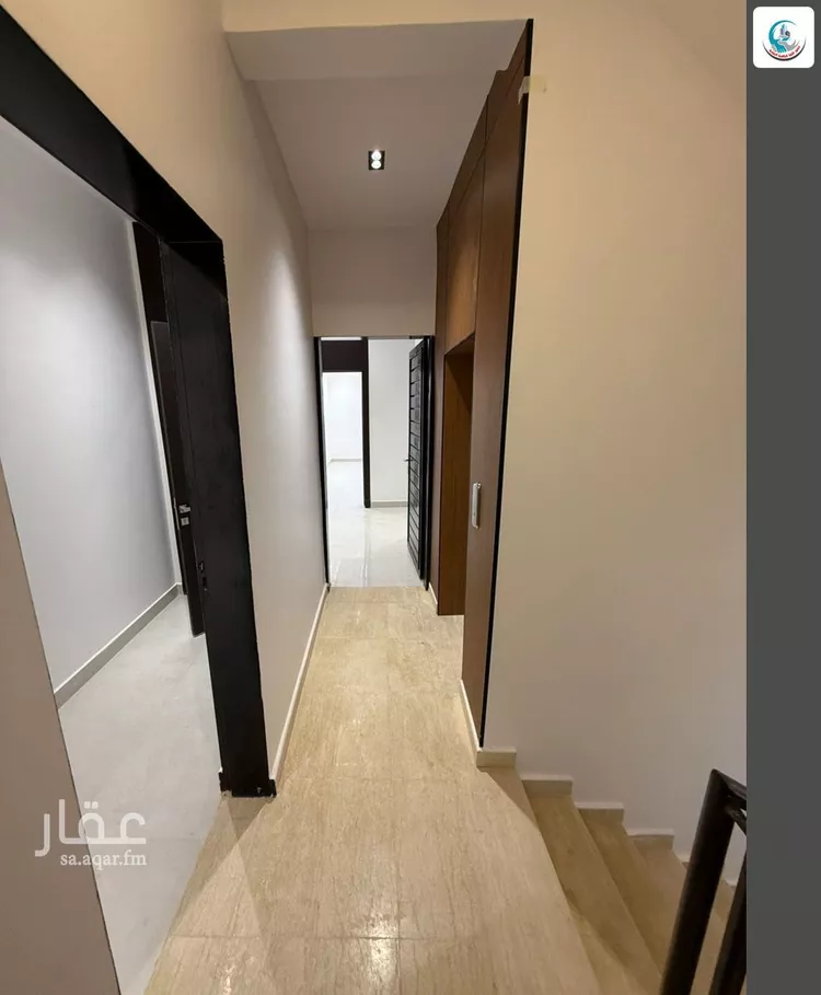 Floor for Sale in Riyadh Al Janadriyah 8