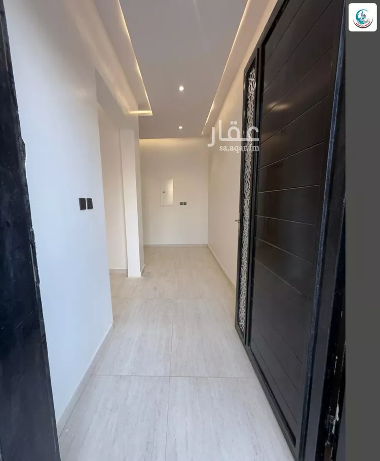 Floor for Sale in Riyadh Ash Sharq 6