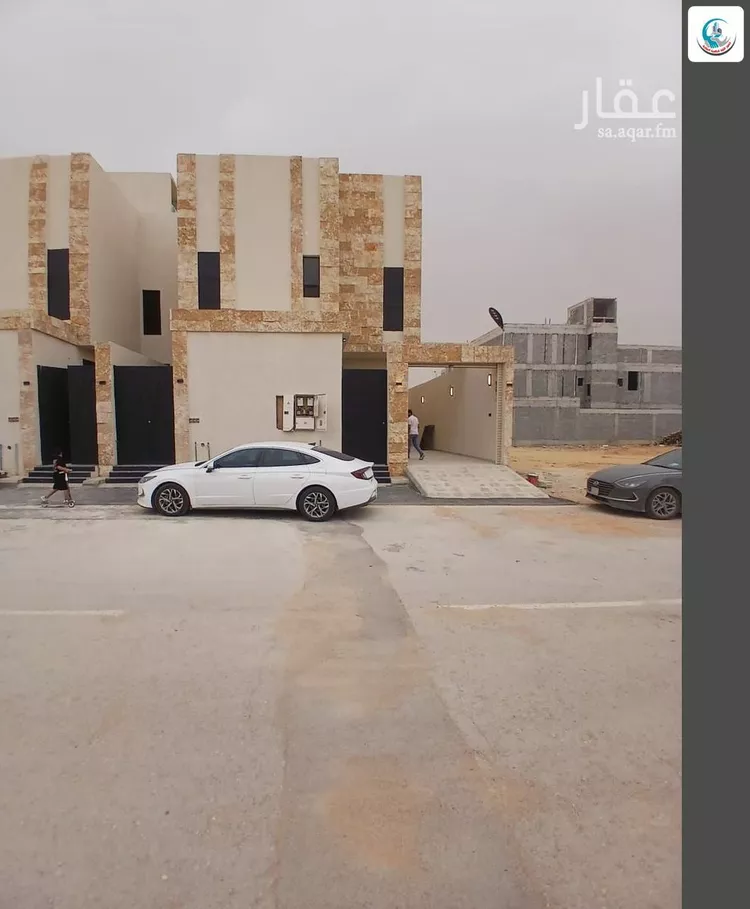 فيلا للبيع في شارع الدائري الثالث, حي النظيم, مدينة الرياض, منطقة الرياض 1 صورة