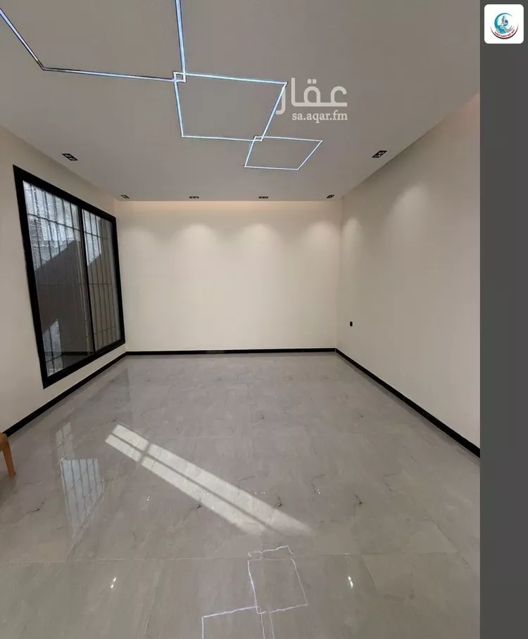 دور للبيع في شارع رقم 68, حي الندوة, مدينة الرياض, منطقة الرياض صورة 2