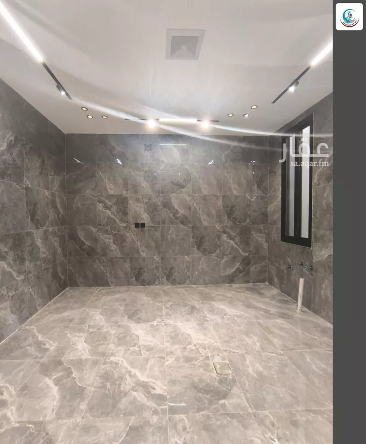 Floor for Sale in Riyadh Al Janadriyah 6
