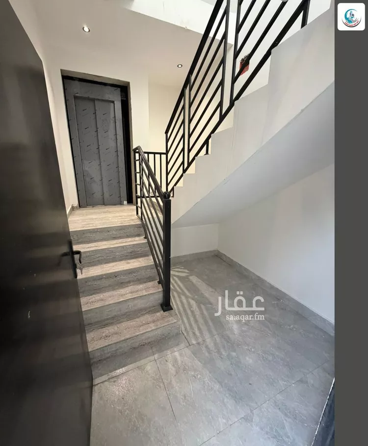 دور للبيع في شارع غير مسمى, حي الندوة, مدينة الرياض, منطقة الرياض 11
