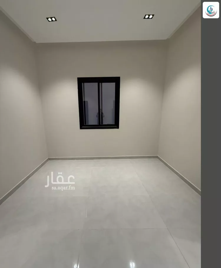 دور للبيع في شارع احمد زكي يماني, حي الرمال, مدينة الرياض, منطقة الرياض صورة 2