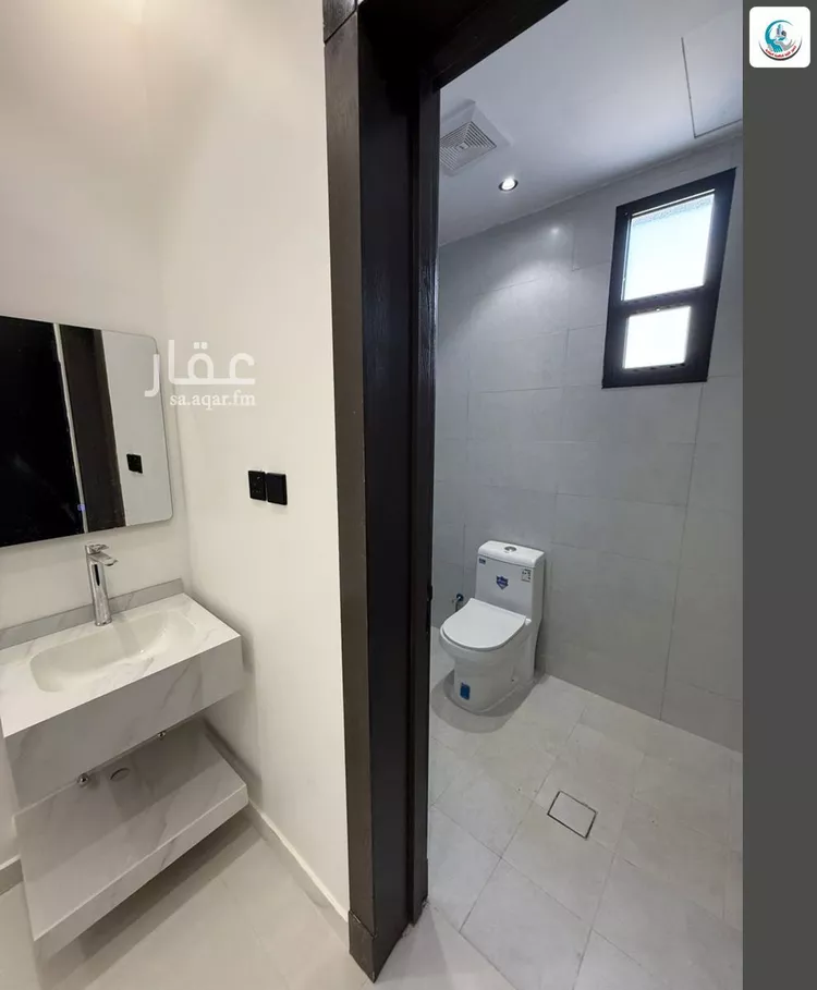 Floor for Sale in Riyadh Al Janadriyah 8