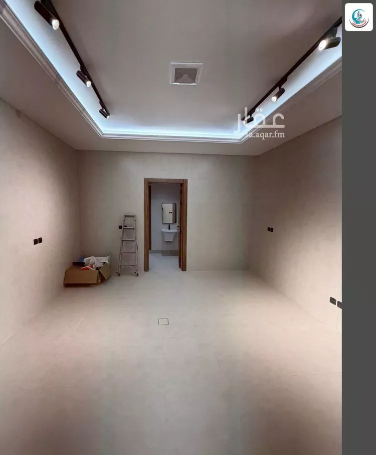 Floor for Sale in Riyadh Ash Sharq 6