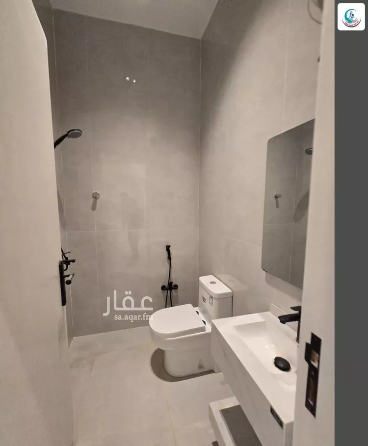 دور للبيع في شارع رقم 106, حي الجنادرية, مدينة الرياض, منطقة الرياض صورة 5