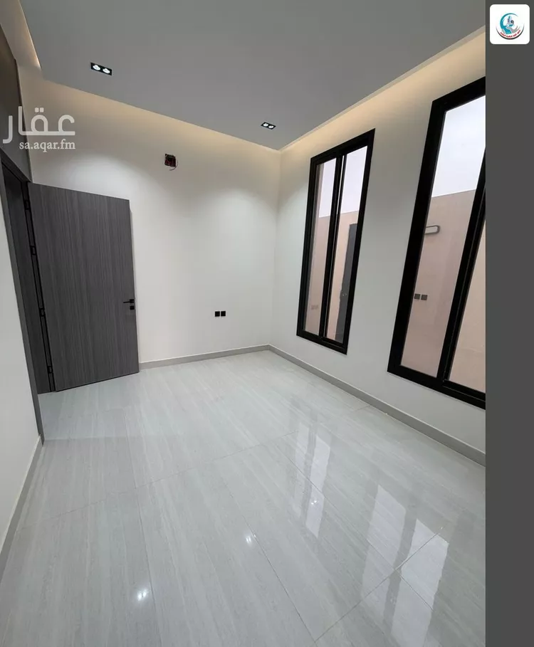 فيلا للبيع في شارع الزهور, حي النظيم, مدينة الرياض, منطقة الرياض صورة 4