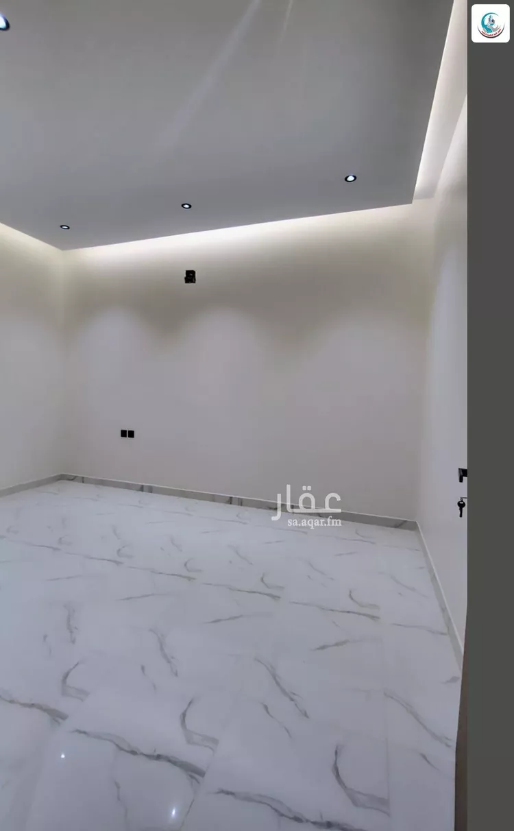 دور للبيع في شارع رقم 74, حي الندوة, مدينة الرياض, منطقة الرياض 13