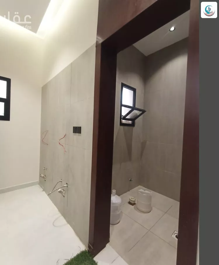 Floor for Sale in Riyadh Ar Rimal 14