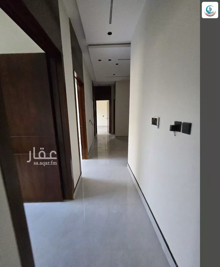 Floor for Sale in Riyadh Al Janadriyah 12