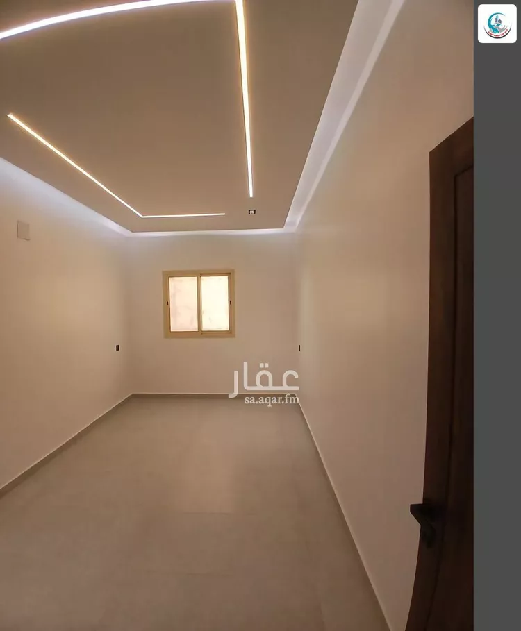 Floor for Sale in Riyadh Ar Rimal 10