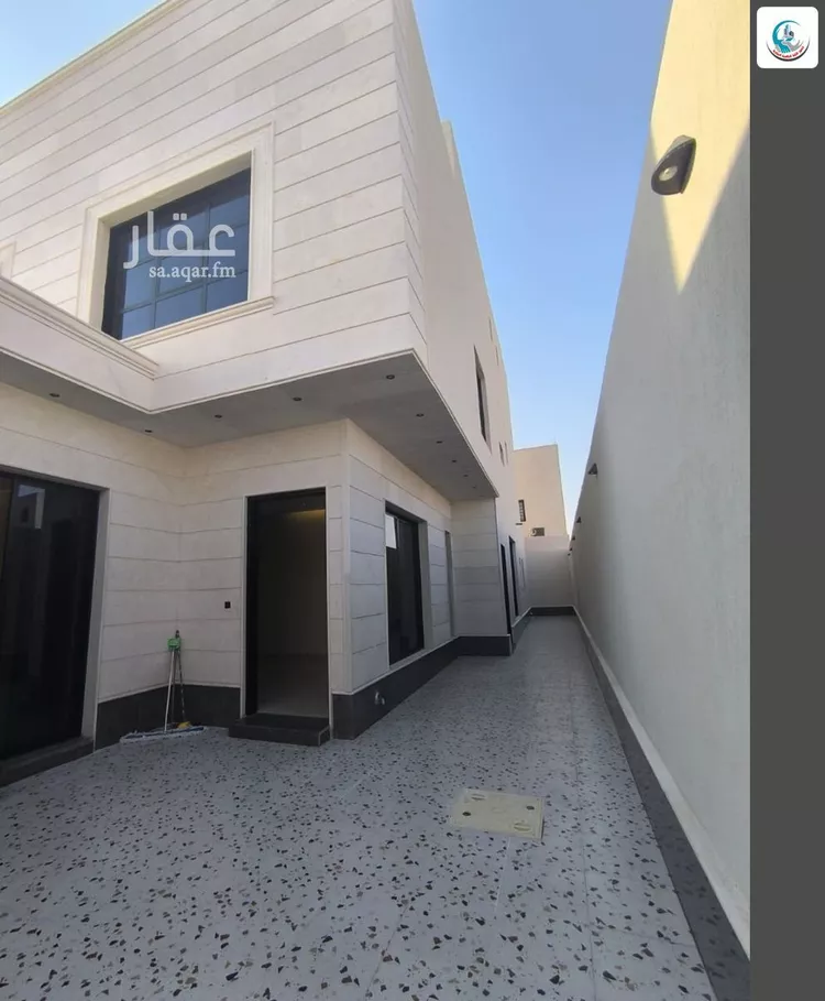 فيلا للبيع في شارع طريق خريص, حي الجنادرية, مدينة الرياض, منطقة الرياض صورة 3