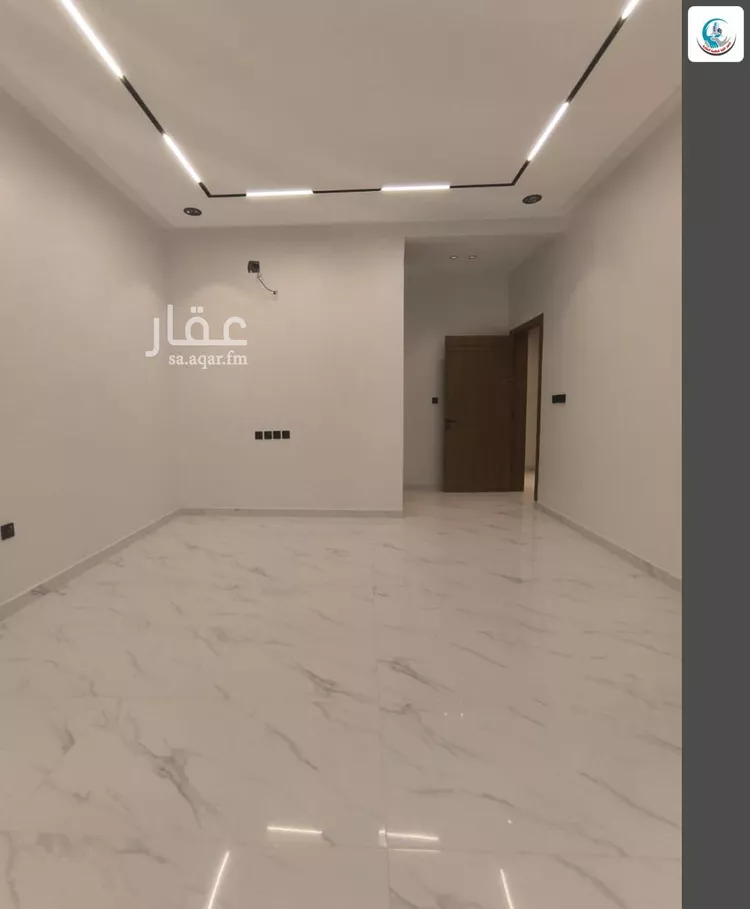 دور للبيع في شارع طريق خريص, حي الجنادرية, مدينة الرياض, منطقة الرياض صورة 3