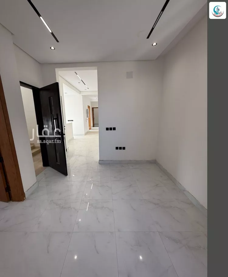 دور للبيع في شارع رقم 192, حي الجنادرية, مدينة الرياض, منطقة الرياض صورة 5