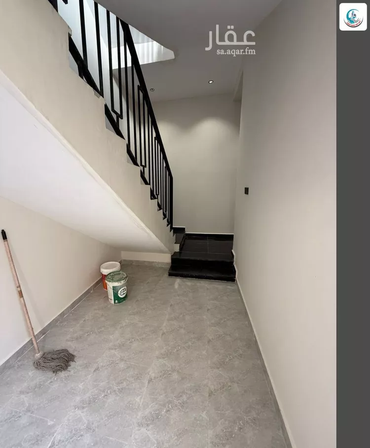 دور للبيع في شارع إياد مدني, حي الرمال, مدينة الرياض, منطقة الرياض صورة 5