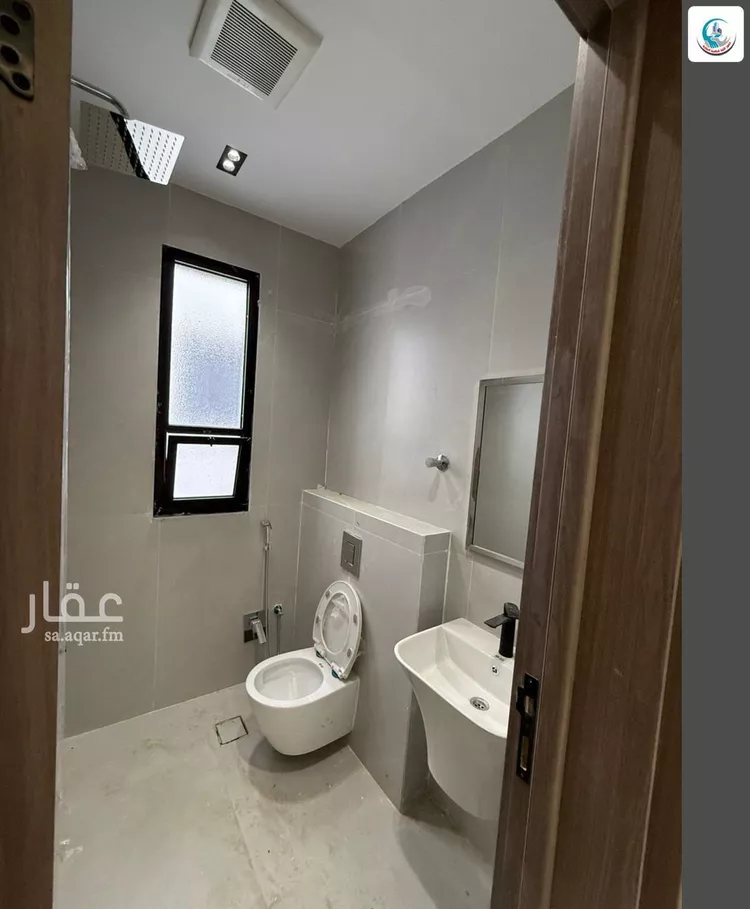 Floor for Sale in Riyadh Ar Rimal 13