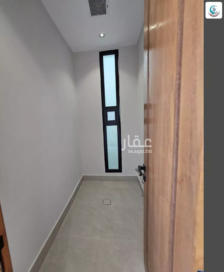 فيلا للبيع في شارع إسماعيل بن عمرو, حي المهدية, مدينة الرياض, منطقة الرياض صورة 4