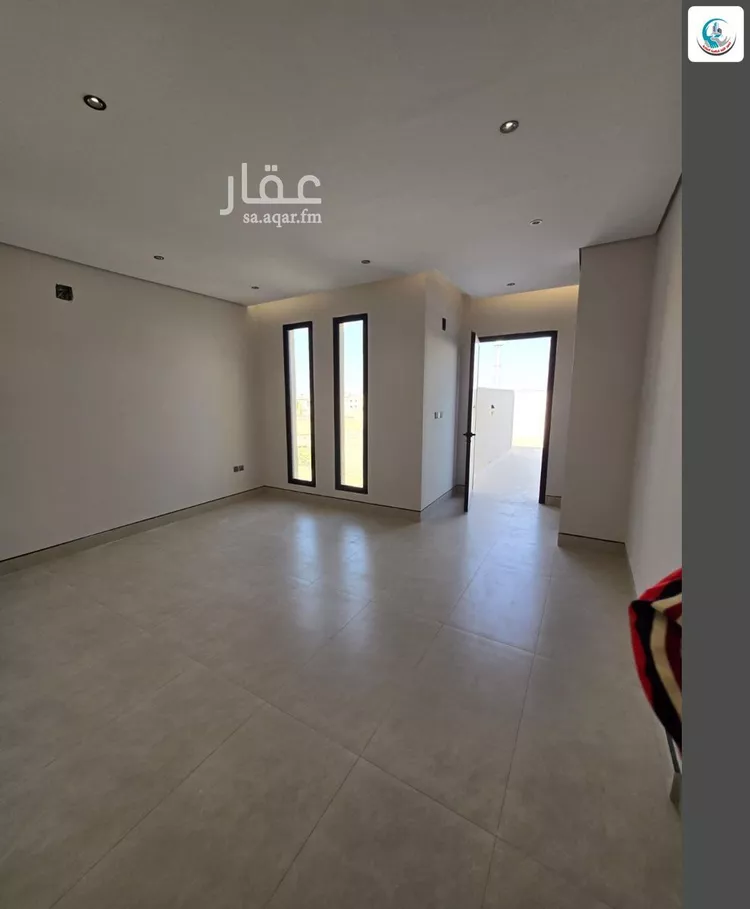 فيلا للبيع في شارع إسماعيل بن عمرو, حي المهدية, مدينة الرياض, منطقة الرياض 11