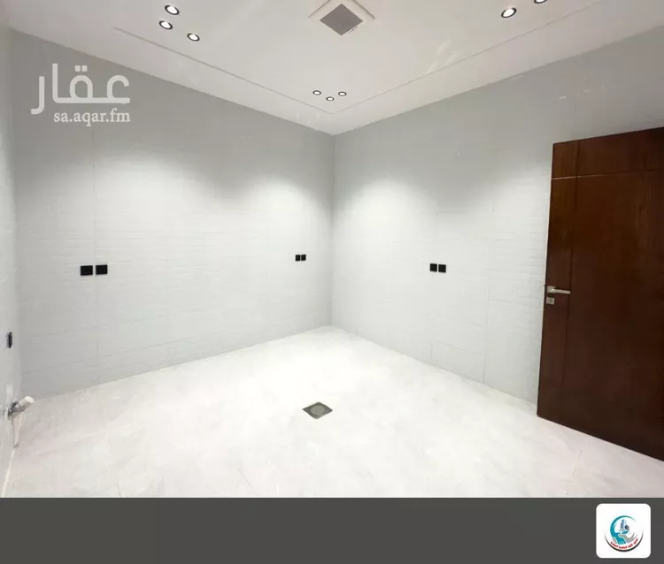 Floor for Sale in Riyadh Dahiat Namar 8