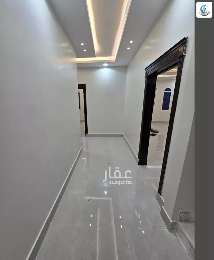 فيلا للبيع في شارع زينب بنت أبي سلمة, حي الرمال, مدينة الرياض, منطقة الرياض 10