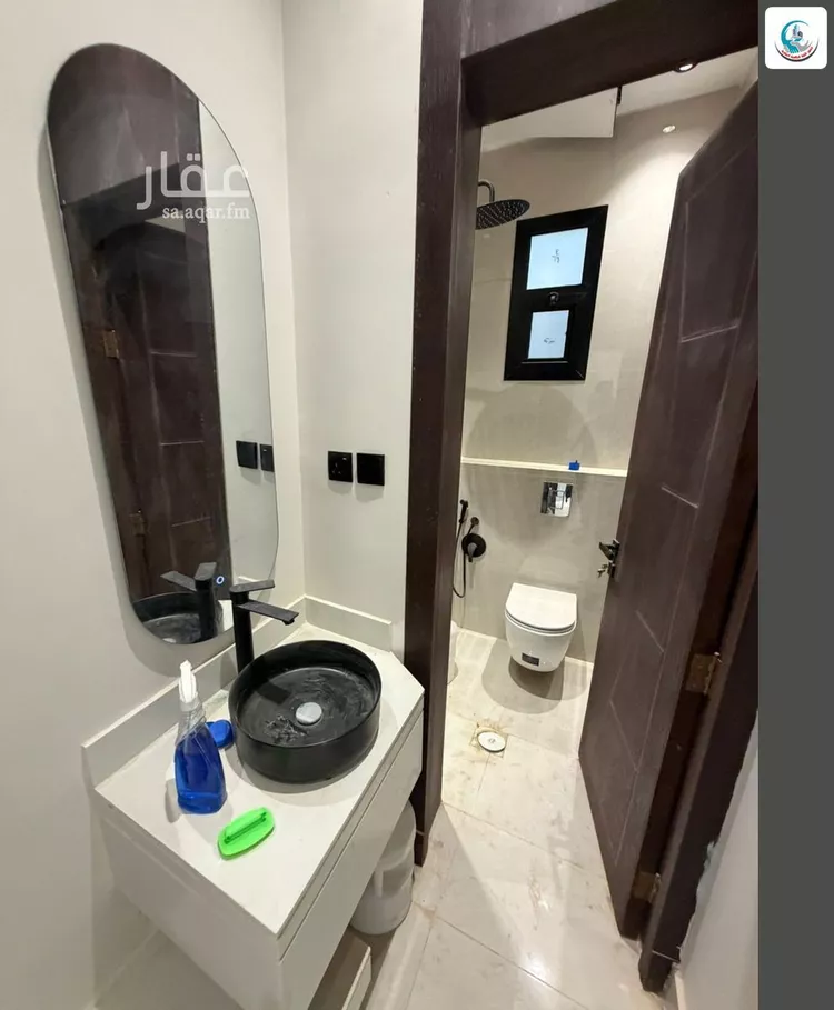 دور للبيع في شارع غير مسمى, حي الندوة, مدينة الرياض, منطقة الرياض 11