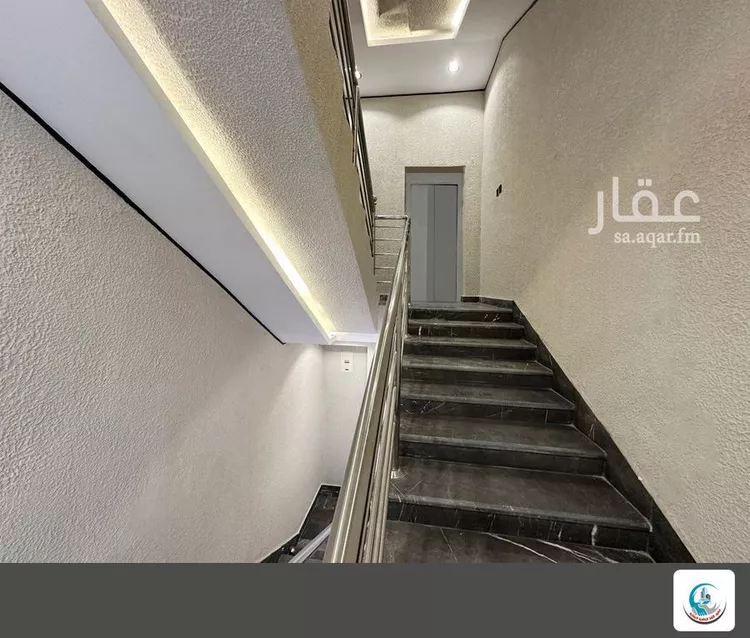 Floor for Sale in Riyadh Tuwaiq 9