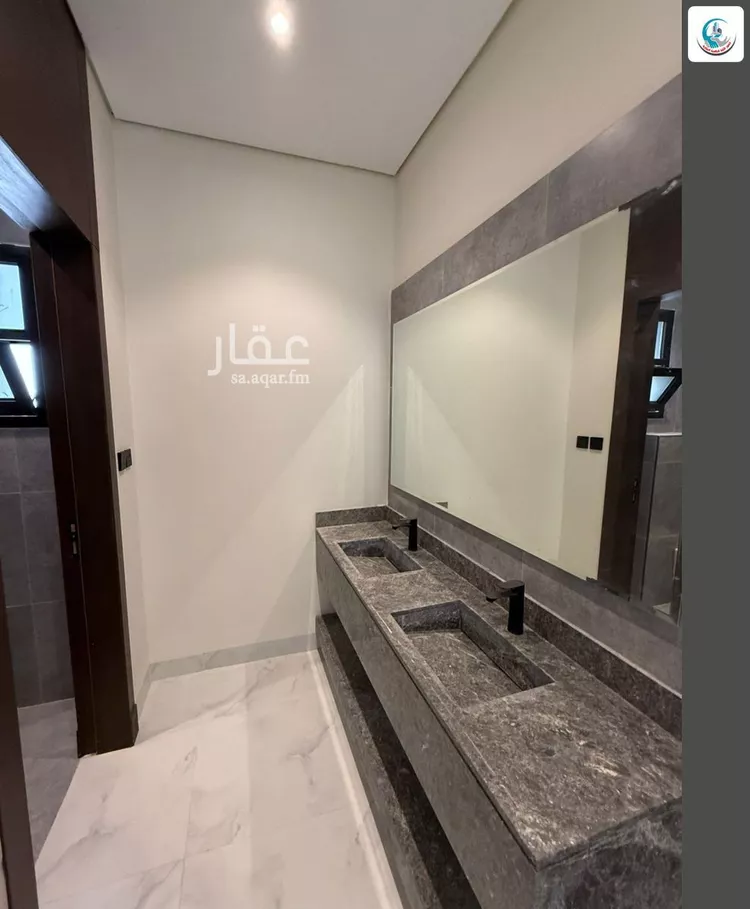 دور للبيع في شارع الضياء, حي الجنادرية, مدينة الرياض, منطقة الرياض صورة 3