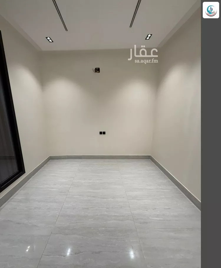دور للبيع في شارع رقم 84, حي الندوة, مدينة الرياض, منطقة الرياض صورة 3