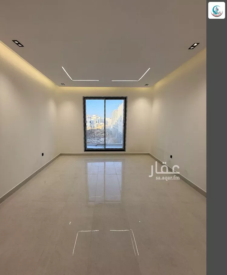 Floor for Sale in Riyadh Al Janadriyah 14